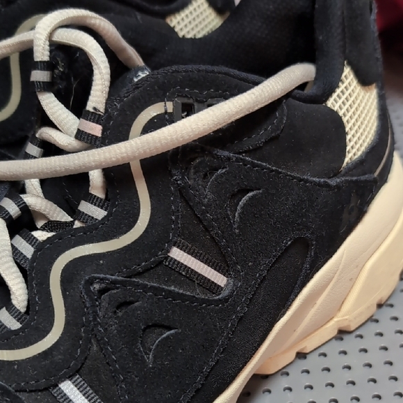 Converse x Golf Le Fleur Black Special Edition Sneakers - Picture 6 of 10